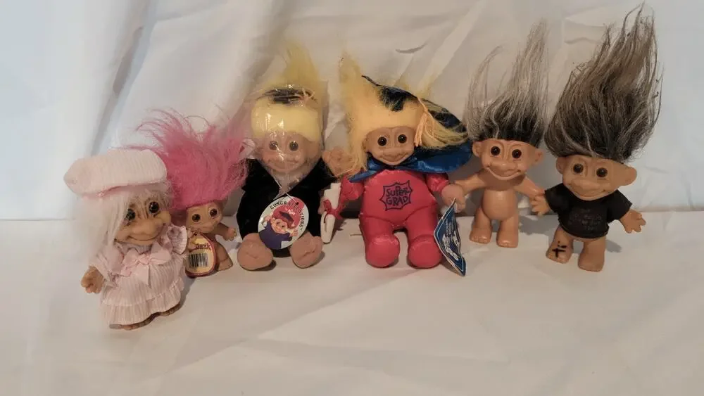 Vintage Russ Troll Dolls Lot of 6 Graduation Super Grad Pink Hair & Dressed...